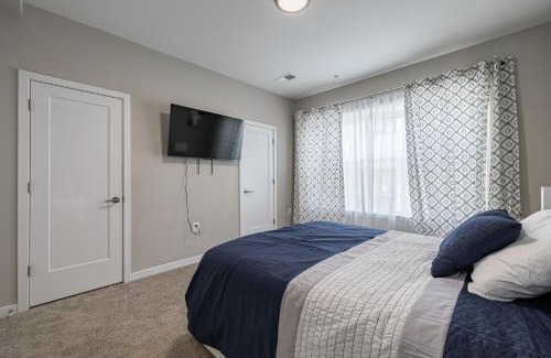 Northeast House | Spacious 4BR House with Private Garage