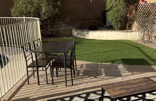 Tucson House | Spacious 4BR Retreat Walk to Sabino Canyon + Private Pool