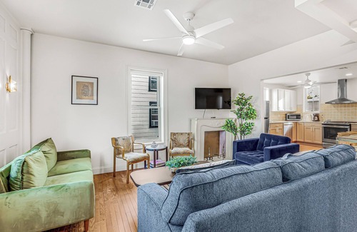 Asbury Park Apartment | Spacious 4BR Sleeps 10 - Walk to Asbury Park Beach & Downtown!