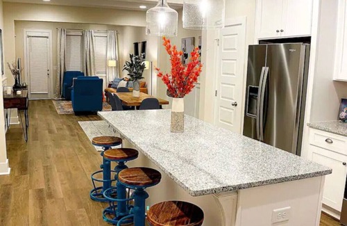 Auburn - Opelika House | Spacious 4BR Townhome Near Auburn & Stadium