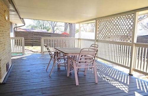 Universal City House | Spacious 4BR w/ Pool & Game Room Near Randolph AFB Extended Stay