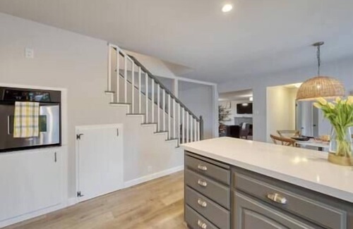 Bennett Valley House | Spacious 5 BDRM Group Getaway w/Pool & EV Charger