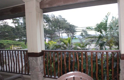 Laie House | Spacious 5 bdrm Home steps from Hukilau Beach, AC, Ocean Views, 30-day
