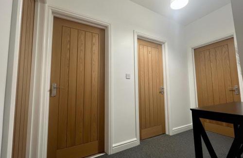 Newcastle-upon-Tyne Apartment | Spacious 5-Bed Retreat in Newcastle Perfect for Contractors & Teams!