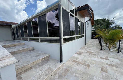 Miami Lakes House | Spacious 5-bed Lake Front Home in charming Miami Lakes with Swim Spa Gym & Dock