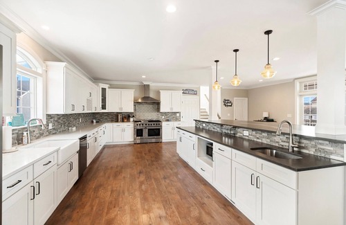 Ortley Beach House | Spacious 5-bedroom house in Ortely Beach with AC, WiFi. Enjoyable getaway