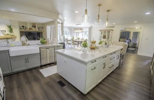 West Lafayette House | Spacious 5-bedroom house with a pool in wonderful West Lafayette with AC, WiFi