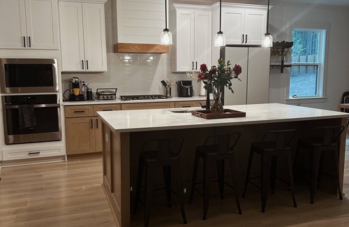 Lawrenceville House | Spacious 5-bedroom house in enchanting Lawrenceville with WiFi, AC