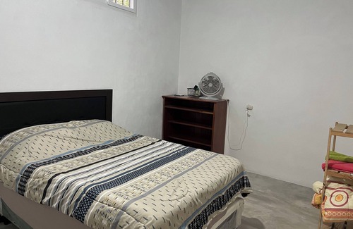 Poptun House | Spacious 5-bedroom building in delightful Poptún with WiFi