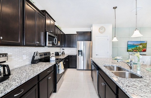 Four Corners House | Spacious 5-bedroom Family Fun Home w/Private Pool, Near Disney