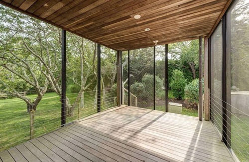 Water Mill House | Spacious 5-bedroom house in beautiful Water Mill NY