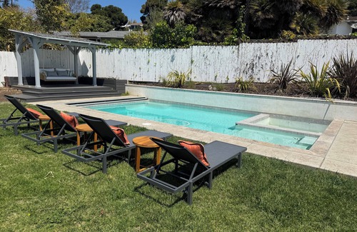 La Jolla Shores House | Spacious 5-bedroom house with Pool, Spa, Trampoline. Only 3-Blocks from Beach