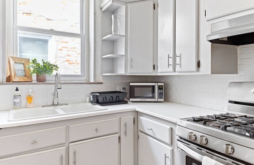 Crown Heights House | Spacious 5-bedroom house in enjoyable Brooklyn