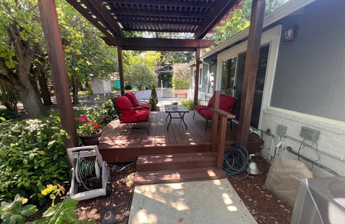 Danville House | Spacious 5-bedroom house in enchanting Danville with AC, WiFi