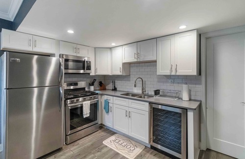 Decatur House | Spacious 5-bedroom house with AC and WiFi in awesome Decatur