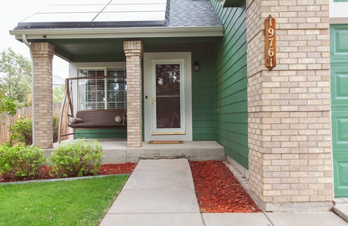 Seven Hills House | Spacious 5-bedroom house with Hot Tub and Central AC in Aurora