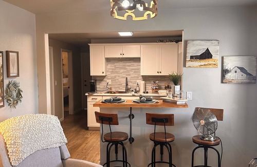 Delta House | Spacious 5-bedroom house in delightful Delta with WiFi