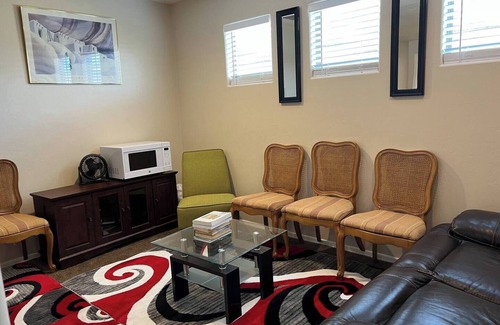 Casas Adobes House | Spacious 5-bedroom house in charming Tucson with AC-Invited Home