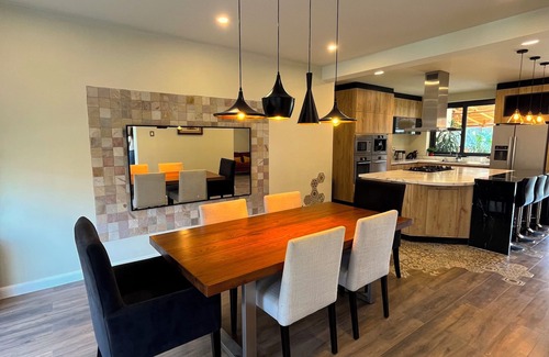 Ica House | Spacious 5-bedroom house with swimming pool in Ica with bar, fitness room, AC.