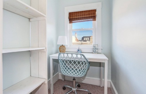 Ventnor City House | Spacious 5-bedroom house in Ventnor city. 1 block to the beach