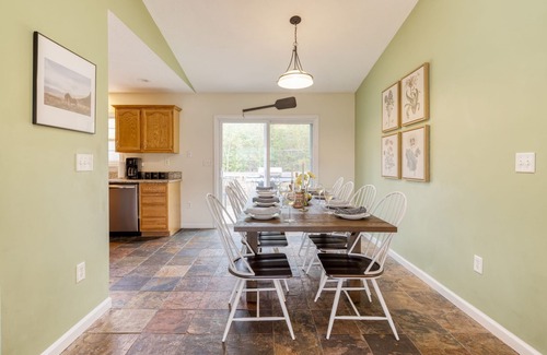 Weaverville House | Spacious 5-bedroom house w Mountain Views!