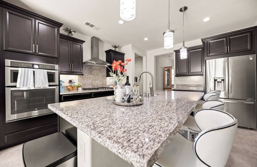 Mira Loma House | Spacious 5Be/4Ba house near ONT Airport