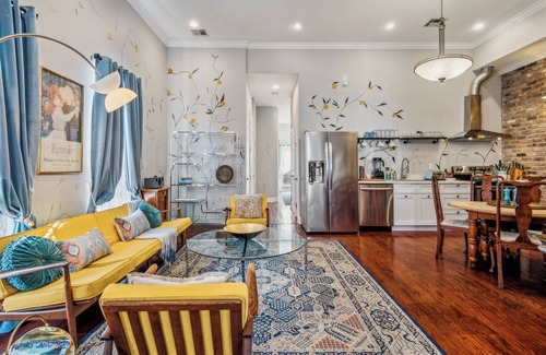 Faubourg Lafayette House | Spacious 5BR/3BA with Private Heated Pool