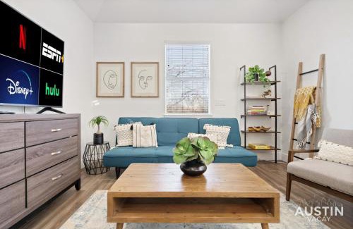 Greater South River City House | Spacious 5BR 4BA Dual Home w Hot Tub, Grill Near SoCo and Zilker by Austin Vacay
