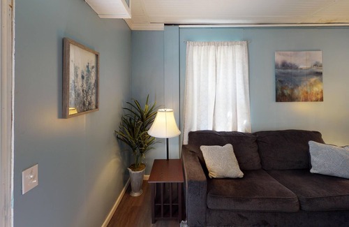 Woodstock House | Spacious 5BR Duplex | 10% Weekly 15% Monthly