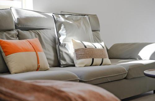 Kingsgrove House | Spacious 5BR Family Haven in Kingsgrove for 12ppl