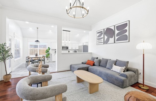 Red Oak House | Spacious 5BR Family Oasis - Pool, Hot Tub & Game Room