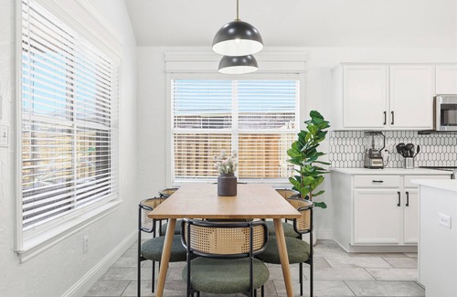 Red Oak House | Spacious 5BR Family Oasis - Pool, Hot Tub & Game Room