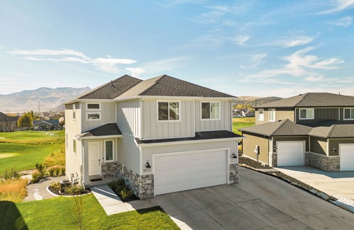 Eagle Mountain House | Spacious 5BR Home w/Private Theater, 2 Kitchens & Golf Views