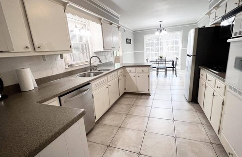 East Memphis House | Spacious 5BR Memphis Home with Game Room, Backyard Seating and Grill