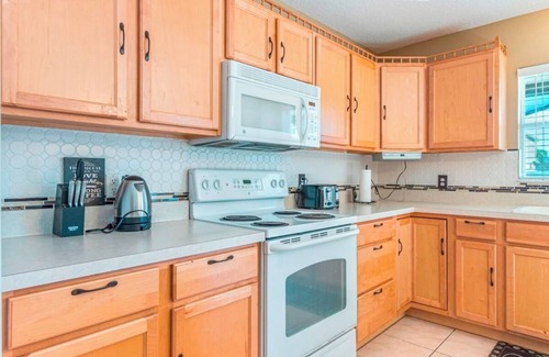 Legacy Park House | Spacious 5BR Villa w/Private Pool Near Disney & Golf – Sleeps 10+