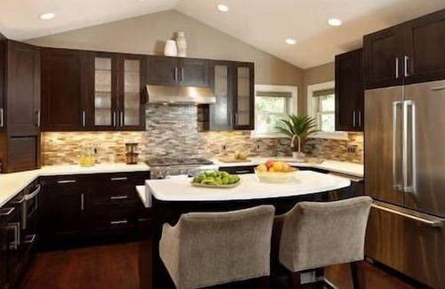 Aspen House | Spacious 6 Bedroom Aspen Core Home, Hot Tub, Gym!