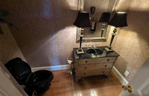 Lexington House | Spacious 6-Bedroom House Near Keeneland & UK Football