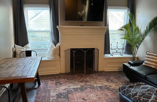 Downtown House | Spacious 6-Bedroom Retreat in Central Lafayette – Perfect for Groups & Families
