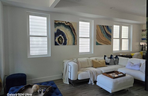 Southwest House | Spacious 6-bedroom townhome with parking in DC