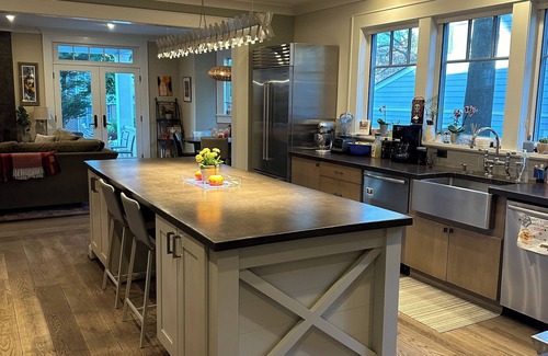 Bethesda House | Spacious 6-bedroom home in charming Chevy Chase, walking distance to metro