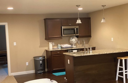 Indianapolis House | Spacious 6-bedroom house in brilliant Indianapolis with AC, WiFi