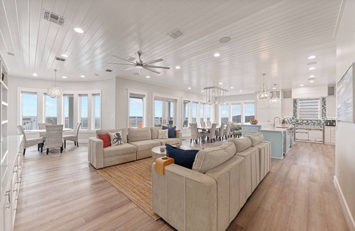 Port Aransas House | Spacious 6-bedroom house in charming Port Aransas, with ocean views and a pool