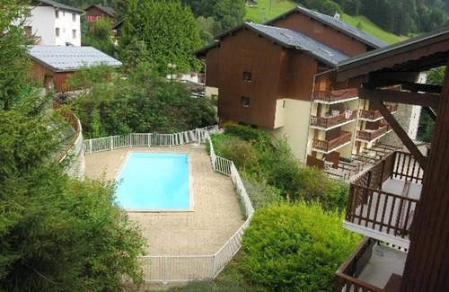 Areches Apartment | Spacious 6-Person Duplex in Village Center, Close to Slopes, Pool Access