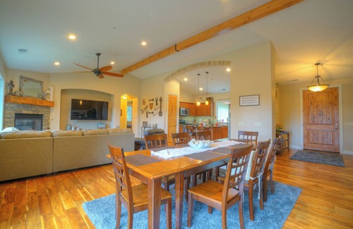 Shaver Lake House | Spacious 6BDR cabin with game room, amazing views , A/C. Near Town/Lake/Slopes