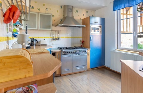 Louvemont Cottage | Spacious 8BR Villa with Heated Pool, Games, and Nearby Nature Trails