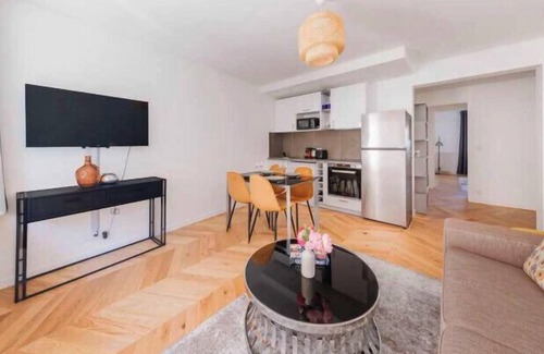 Centre Ville Apartment | Spacious apartment near Paris - Mobility lease