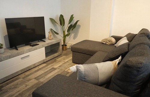 Epinal Apartment | Spacious accommodation - Facing the train station and city center