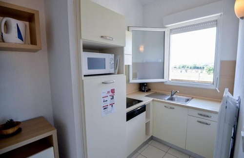 Azille Hotel | Spacious Accommodations for Families & Groups, Pool, Scenic Views