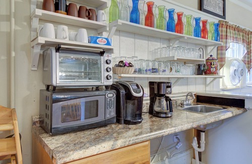 Caroga Lake House | Spacious Adirondack Lodge - 8BR, 6 Bath, Sleeps 16+ - Your Caroga Lake Retreat!