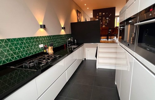 Woerden House | Spacious and attractive mansion